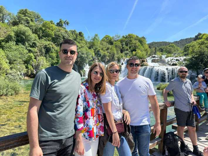 Desde Makarska : Tour en grupo reducido por las Cascadas de Krka y Šibenik