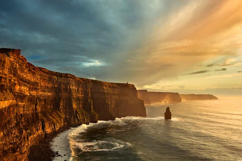 Acantilados de Moher y más: tour de 1 día desde Cork