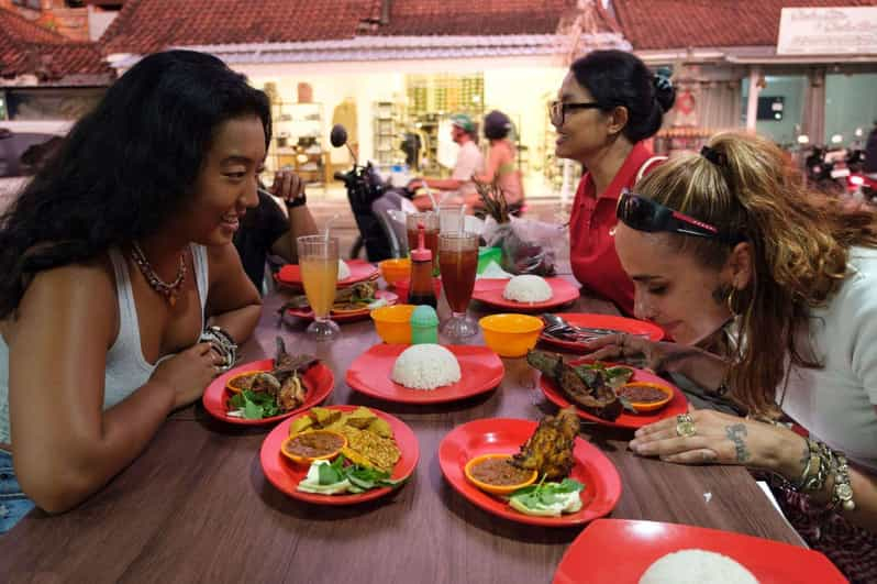 Comer en la calle" de Bali: Delicioso tour gastrónomico por Indonesia