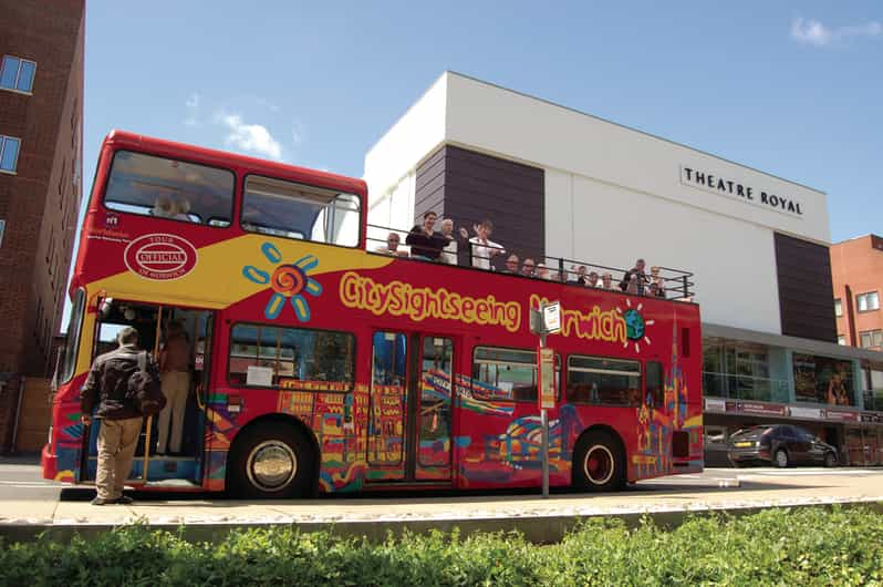 Recorrido turístico en autobús con paradas libres por la ciudad de Norwich