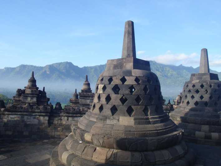 Yogyakarta: Amanecer sobre Setumbu y Visita Opcional a Borobudur