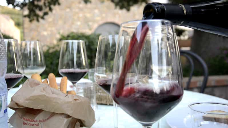 Cefalú: tour de cata de vinos de medio día en Castelbuono