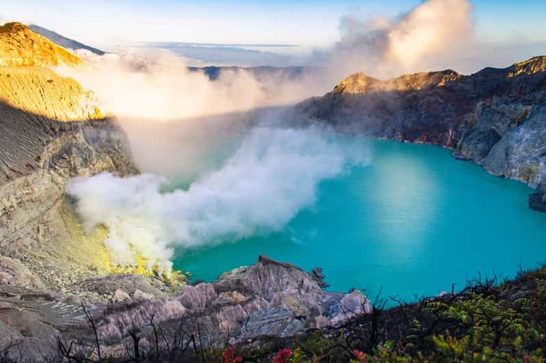 Banyuwangi : Excursión guiada al Monte Ijen, Fuego Azul y Lago Panorámico