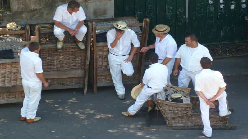 Desde Funchal: Valle de las Monjas, Monte y Paseo en Trineo