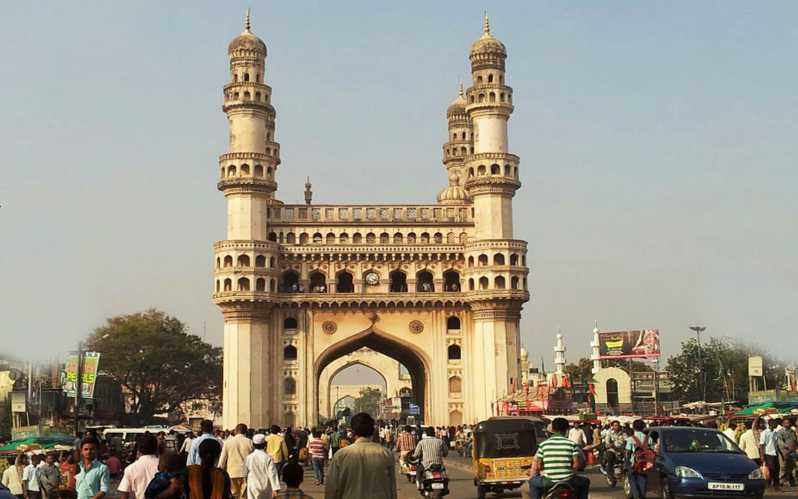 Visita Privada a Hyderabad con la Mezquita y Museo de Charminar