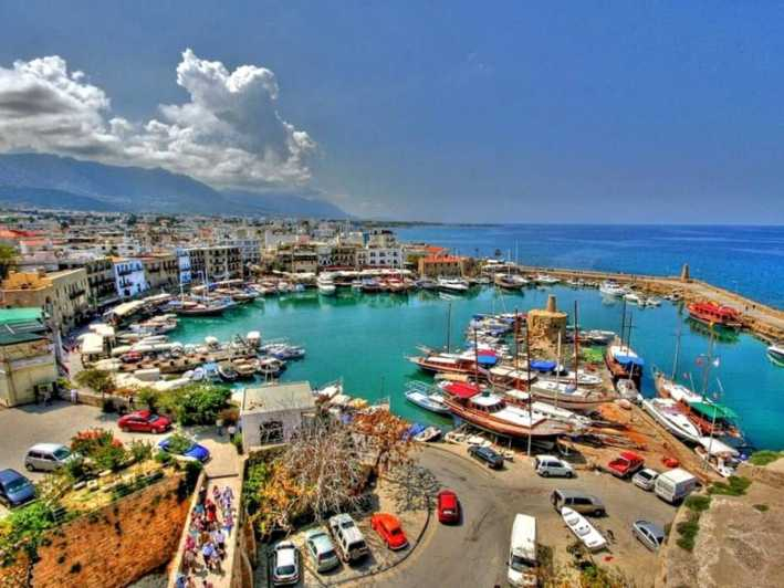 Excursión de día completo a Nicosia y Kyrenia: Excursión privada desde Limassol