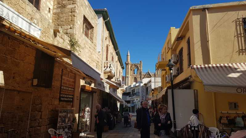 Desde Limassol: tour privado de un día por Famagusta y Ghost Town