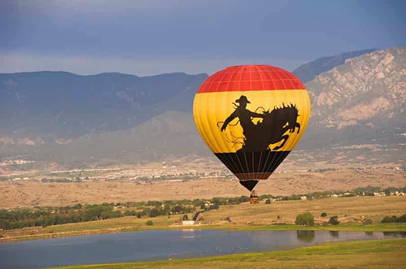 Colorado Springs: Vuelo en Globo al Amanecer