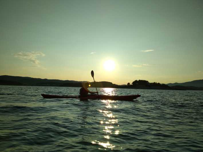 Lumbarda: Excursión en Kayak al Atardecer