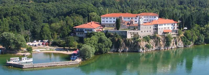 Desde Skopje: tour privado de día completo de Ohrid y Saint Naum