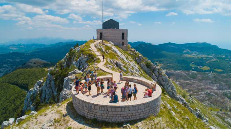 Montenegro: Tour de día completo al Parque Nacional de Lovcen y mucho más