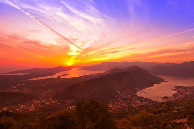 Podgorica: Visita a los Cascos Antiguos de Kotor y Budva con el Lago Skadar