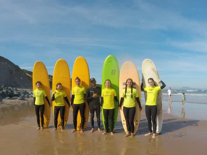 Biarritz: Clase de surf en grupo de 1,5 horas