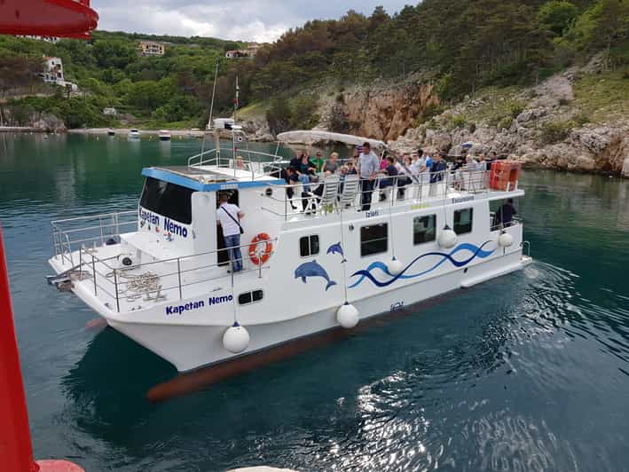 Krk: Excursión de un día a Rab y 4 islas en catamarán a motor