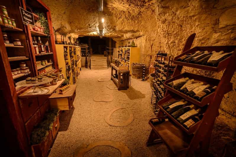 Amboise: Visita a las Cuevas de Ambacia y Cata de Vinos