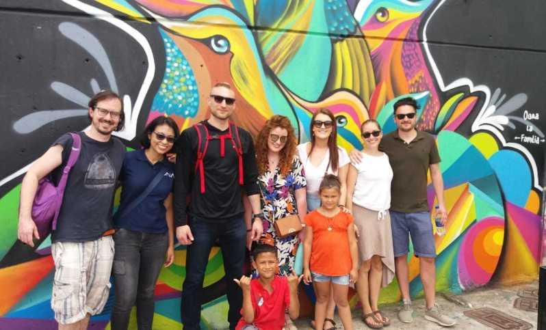 Medellín: tour por la Comuna 13 y trayecto en teleférico