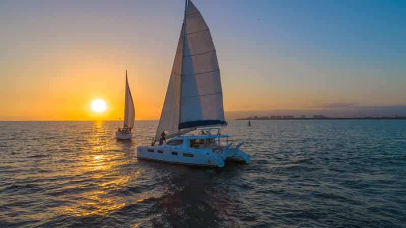 Puerto Vallarta: crucero por Bahía de Banderas al atardecer