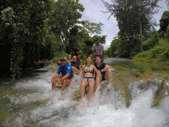 Port Vila: Excursión de día completo en kayak por el río y las Cascadas