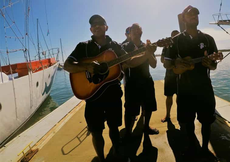 Desde Denarau Excursión a Vela y Snorkel en la Isla Serenity