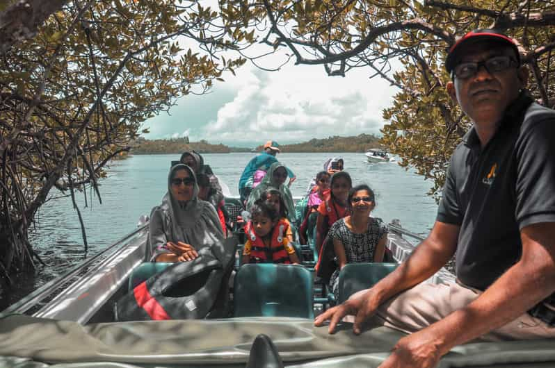 Kalutara: Visita al Criadero de Tortugas, Safari en Barco y Excursión a Galle