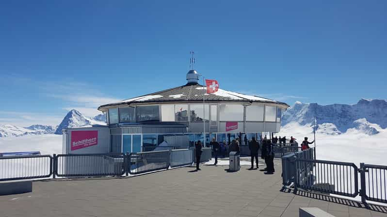 007 Elegancia:Tour privado exclusivo al Schilthorn desde Basilea