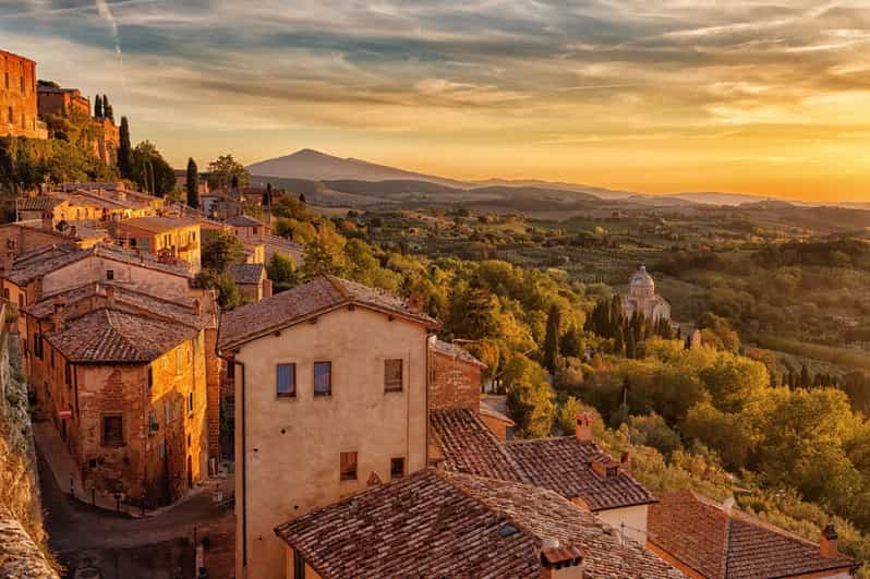 Montalcino: Visita al Castillo y los Viñedos con Degustación