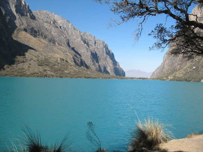 Desde Huaraz: tour guiado de senderismo por los lagos de Llanganuco y entrada