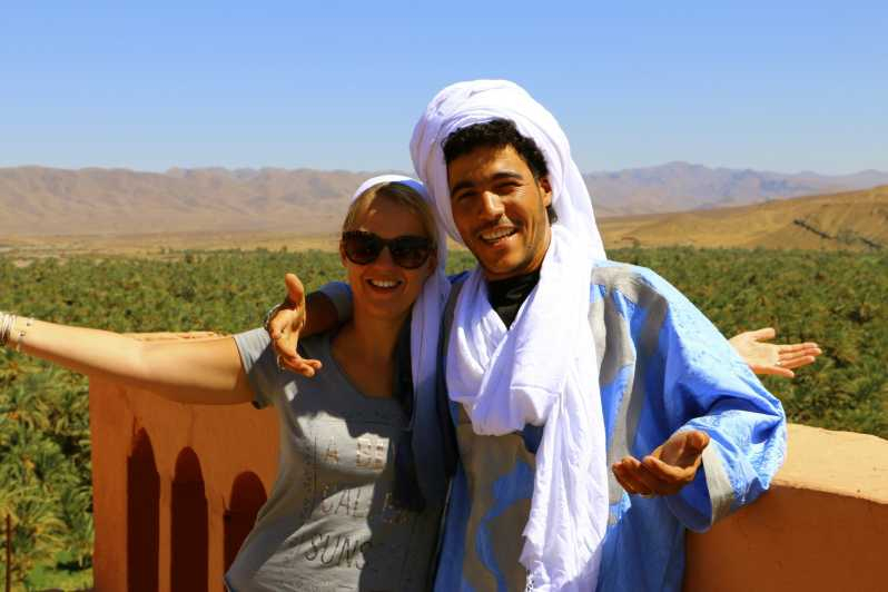 Desde Ouarzazate: Excursión privada de un día a Zagora con paseo en camello
