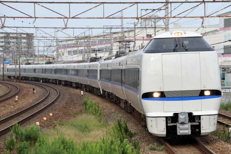 Desde Kanazawa : Billete de ida en tren Thunderbird a Osaka