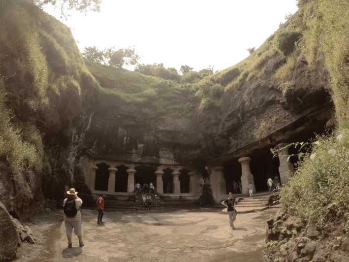 Bombay: Visita guiada de medio día a las cuevas de Elefanta