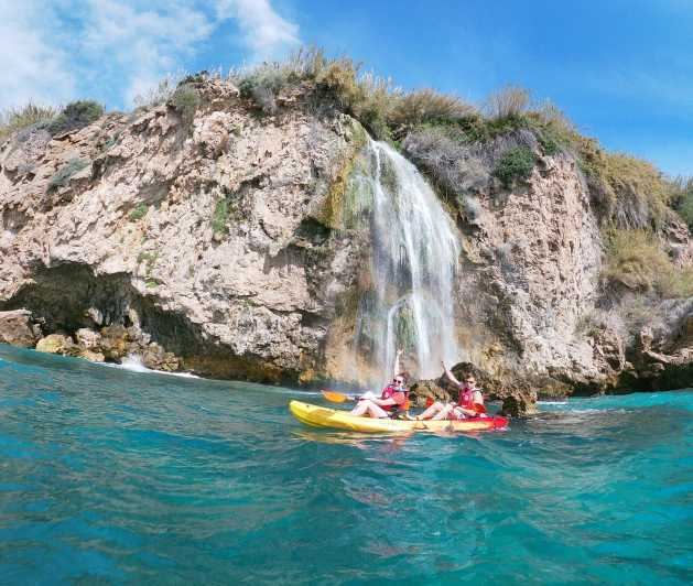 Nerja: Excursión en Kayak de Mar por Nerja y la Cascada de Maro