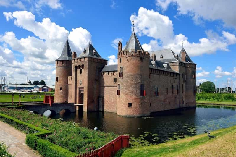 Muiden: Entrada al Castillo de Muiderslot