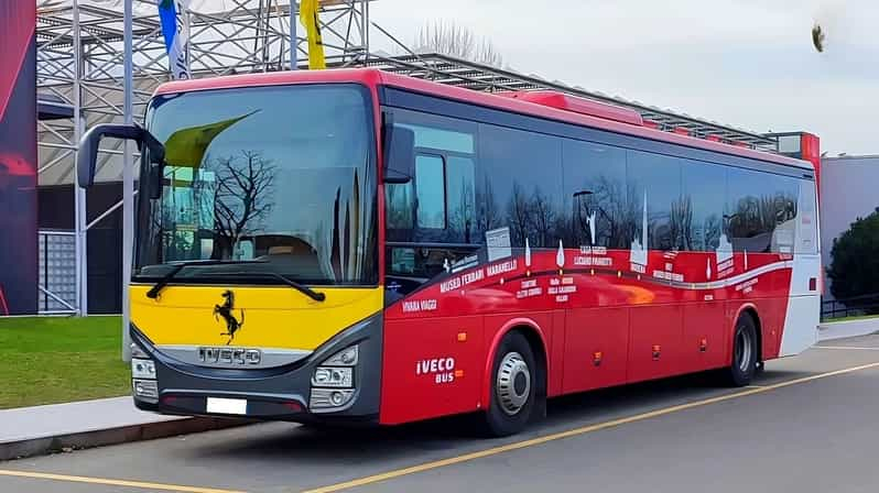 Módena: Traslado de ida y vuelta en autobús al Museo Ferrari de Maranello