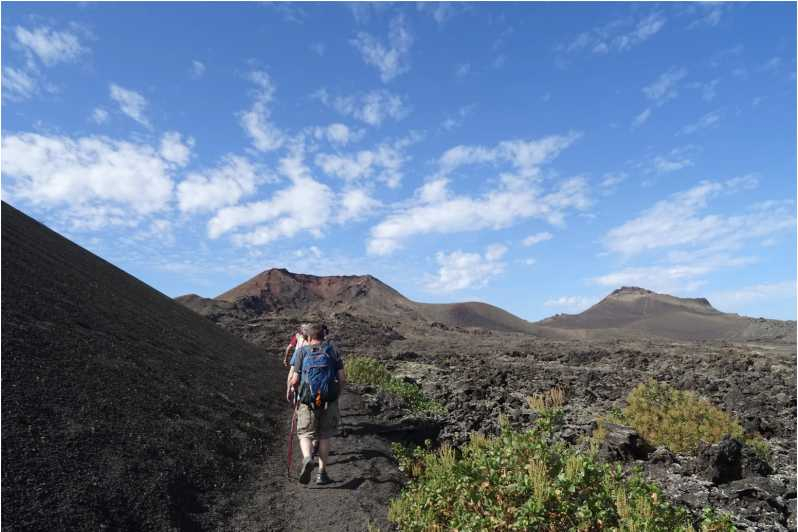 Lanzarote: Camina por los paisajes volcánicos de Timanfaya