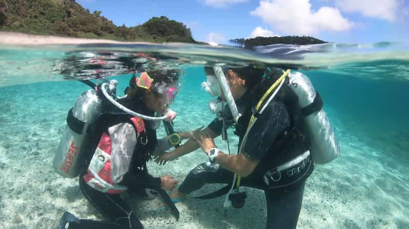 Naha Excursión de medio día de iniciación al buceo en las Keramas