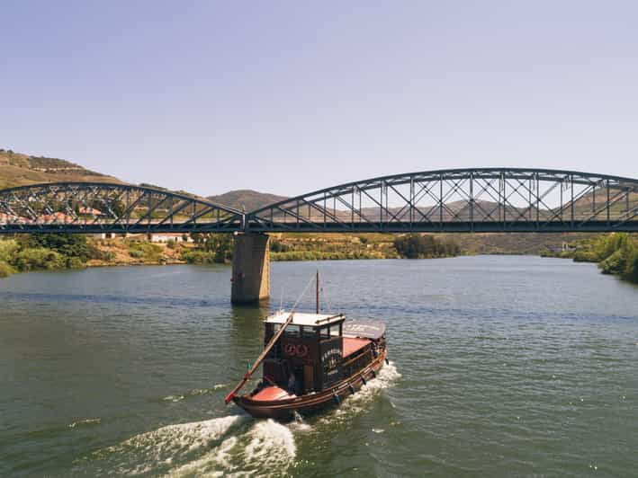 Desde Pinhão: Tour en barco por el Rabelo del Valle del Duero con audioguía