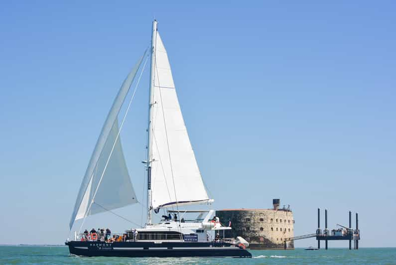 La Rochelle : Fort Boyard a vela (3h30)