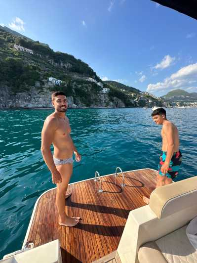 Capri tour en barco grupo reducido italiano Aperitivo