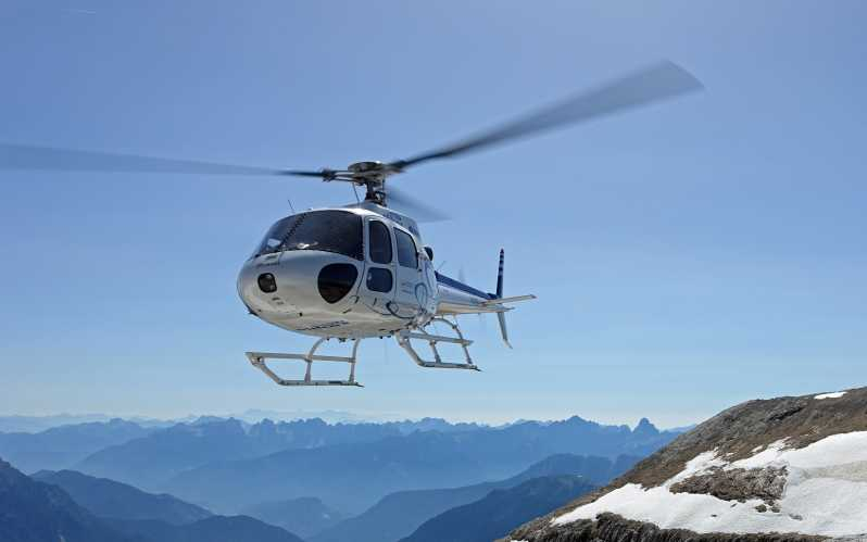 Berna Vuelo privado en helicóptero por la montaña Stockhorn