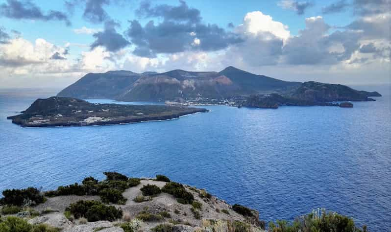 Desde Tropea: Excursión guiada de un día a Stromboli, Lipari y Vulcano