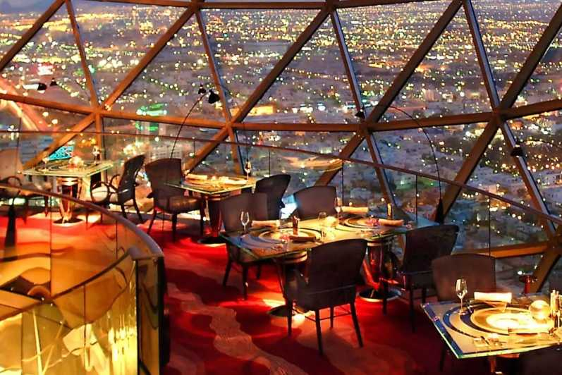 Riad: Experiencia gastronómica en el restaurante The Globe