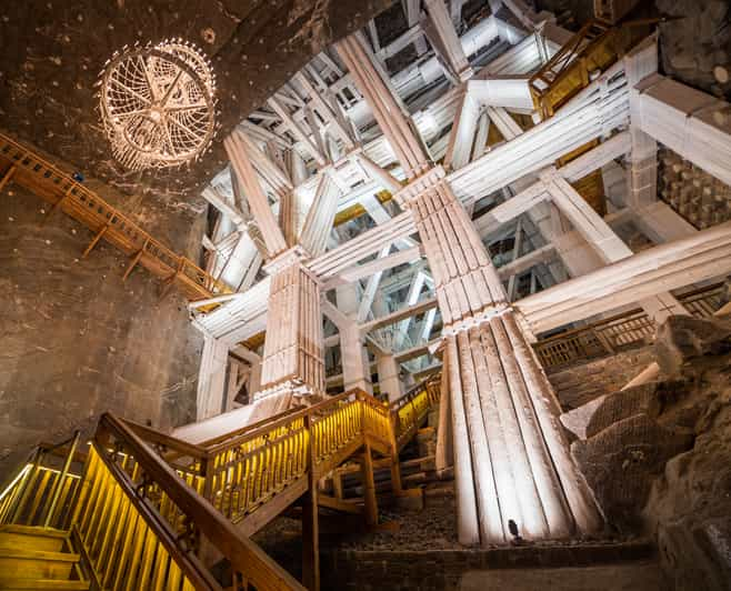 Desde Cracovia: Visita guiada a las minas de sal de Wieliczka