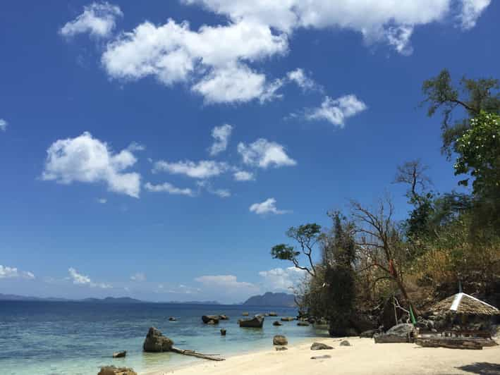 Desde Coron: Crucero por la Laguna Gemela y el Pecio Esqueleto con almuerzo