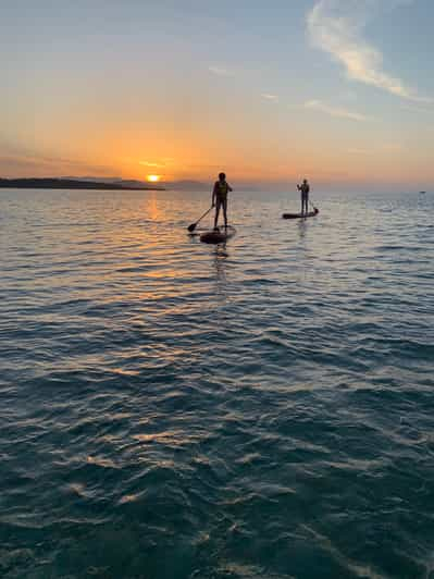 Chania: Experiencia de puesta de sol en la costa con Stand-up Paddleboard