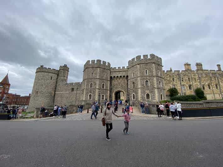 Desde Londres: Castillo de Windsor y Stonehenge Excursión de un día en privado