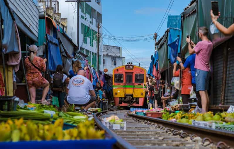 Mercado Flotante de Amphawa y Mercado del Tren de Maeklong