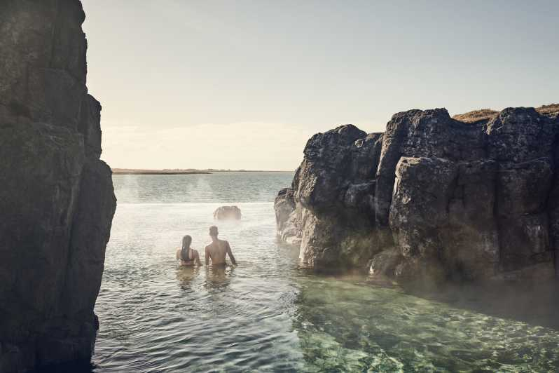 Reikiavik: pase de entrada a Sky Lagoon con ritual de spa de 7 pasos