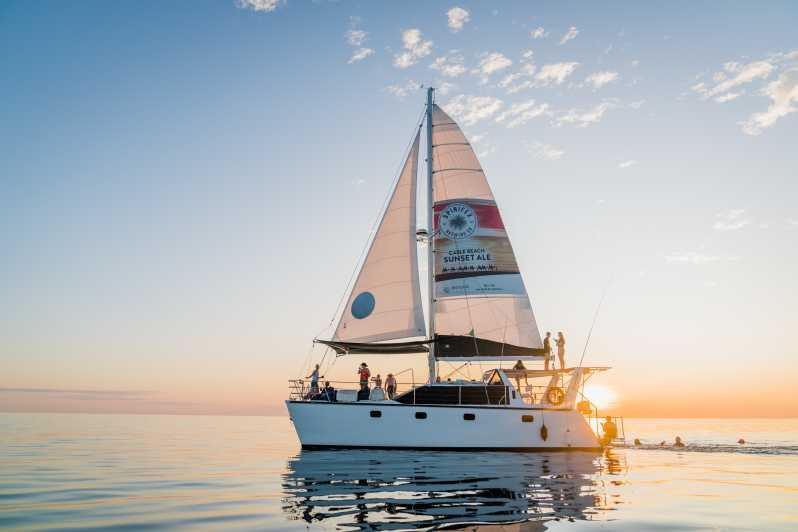 Broome: crucero al atardecer en catamarán con canapés
