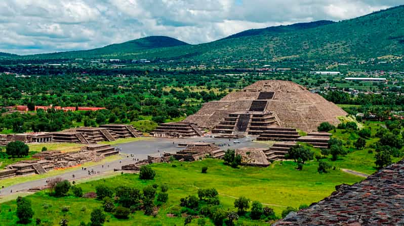 Pirámides de Teotihuacán: billete sin cola