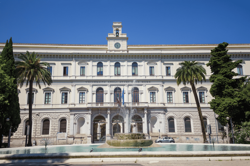 Bari: Primer Paseo del Descubrimiento y Paseo de la Lectura